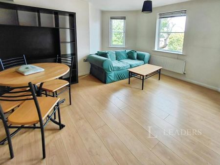 1 bedroom flat to rent - Photo 2