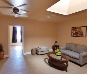 For Lease - 201 Main Street Unit# 1, Newmarket, Ontario - Photo 3