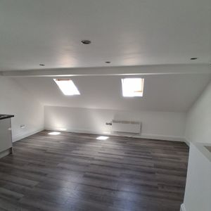 Studio Flat, Weald Rise, HA3 - Photo 3