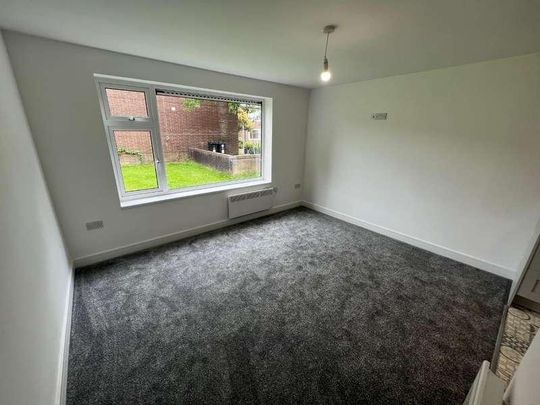 Trencherbone, Radcliffe, Manchester, M26 - Photo 1