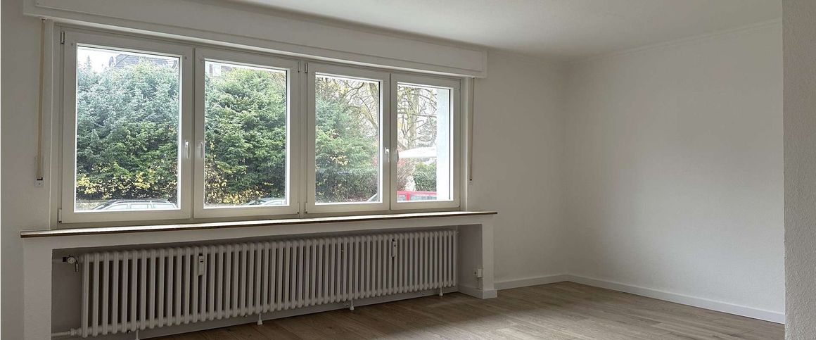 Zentrumsnahe Wohnung mit Balkon in gepflegtem Mehrfamilienhaus - Photo 1
