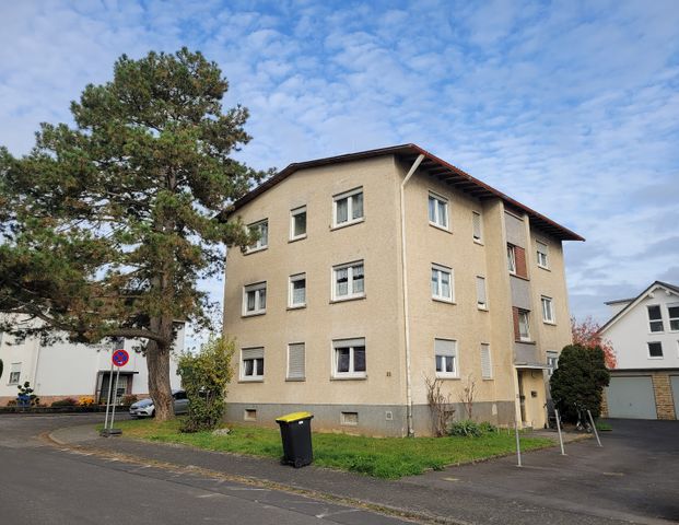 Praktische Erdgeschosswohnung mit Balkon und Kellerraum - Foto 1