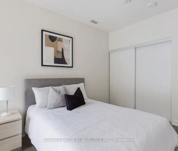 120 Broadway Avenue #818 - Photo 1