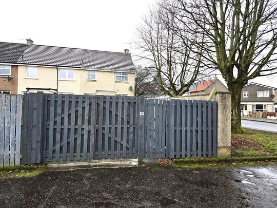 2 bedroom terraced house to rent - Photo 1