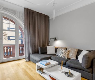 Apartament w zabytkowej kamienicy na Flory - Фото 3