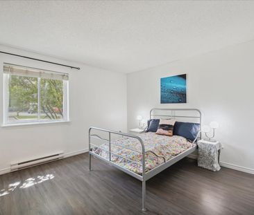 For Lease - 91 Aspen Springs Drive Unit# 104, Clarington, Ontario - Photo 3