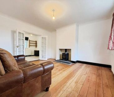 3 bedroom end of terrace house to rent - Photo 5
