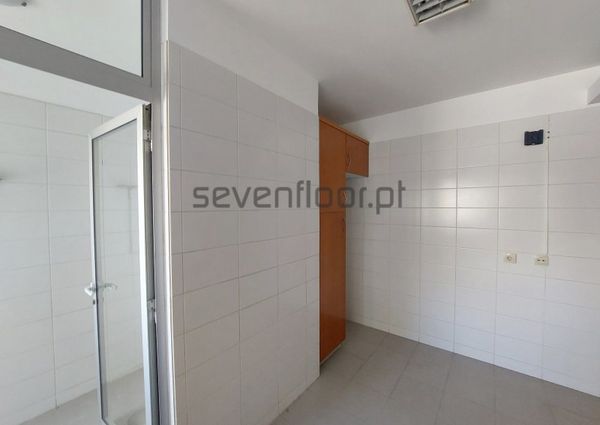 Apartamento T2+1 em Porto