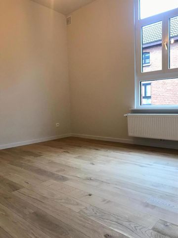 Woning met 3 slaapkamers (+extra mezzanine) op uniek woonerf - Foto 3