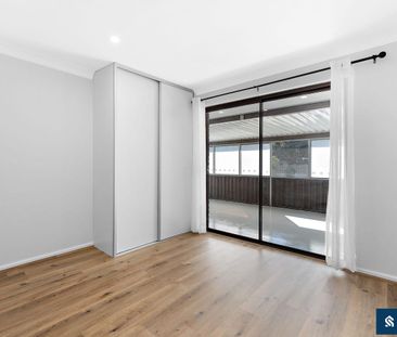 4 Bedroom 2 Bathroom in Parkwood - Photo 3