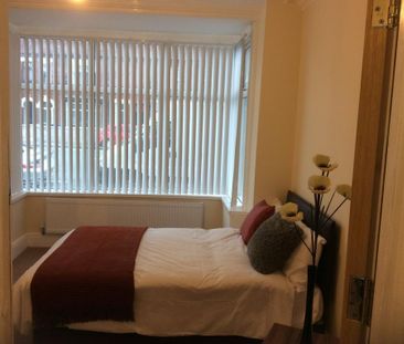 1 bedroom in a house share to rent - Photo 6