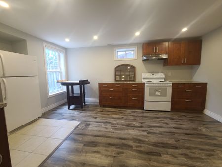 For Lease - 32 Dennis Drive, Ajax, Ontario - Photo 5