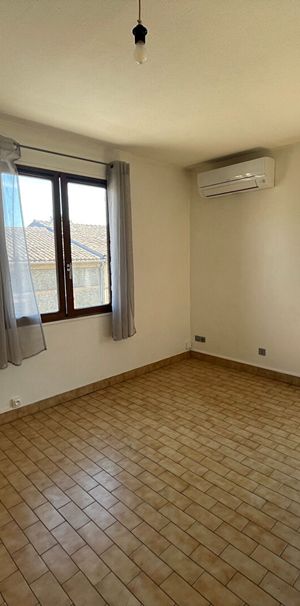 Location appartement 1 pièce, 32.31m², L'Isle-Jourdain - Photo 1