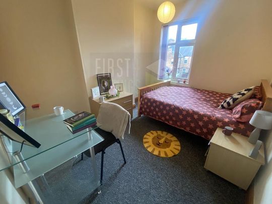 2 bedroom house to rent - Photo 1