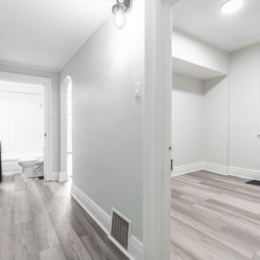 For Lease - 221 Hamilton Road, London East, Ontario - Photo 1