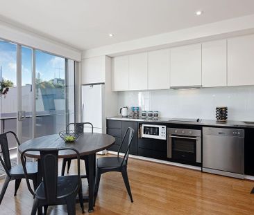 Stunning rooftop terrace with unique views! - Photo 3