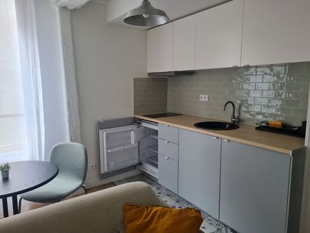 Location Appartement 2 pièces 27m² - Photo 5