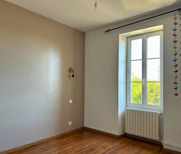 Location Maison 5 pièces 92m² COGNAC 16100 - Photo 2
