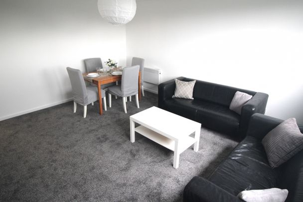 2 Bedroom Apartment - Photo 1