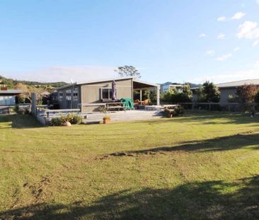 Simple and Sweet - Photo 3