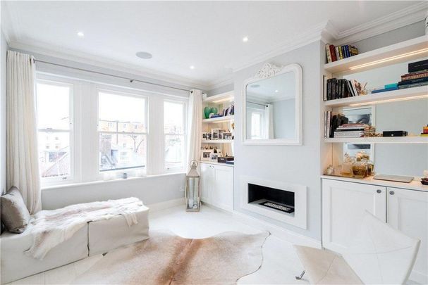 3 bedroom flat to rent - Photo 1