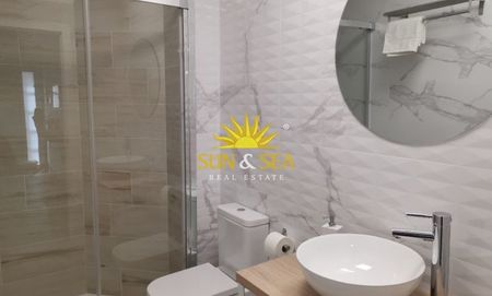 2 BEDROOM APARTMENT IN SANTA POLA - Photo 5