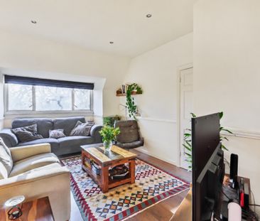Lyttelton Court Hampstead Garden Suburb N2 - Photo 2