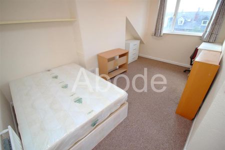 4 bedroom house to rent - Photo 3