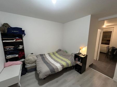 Location Appartement 1 pièce 21m² BREST 29200 - Photo 2