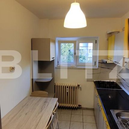 Apartament semidecomadat 2 camere, 50 mp la Piata Centrala. - Fotografie 1