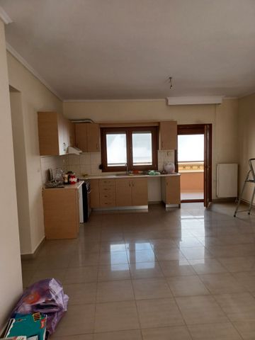 Διαμέρισμα για ενοικίαση - Ελευθέριο-Κορδελιό, - Photo 4