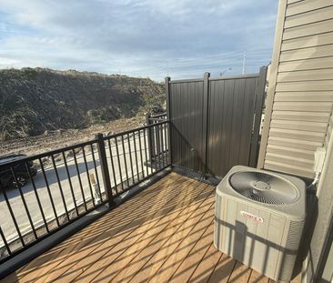 For Lease - 1186 Greentree Path, Oshawa, Ontario - Photo 1