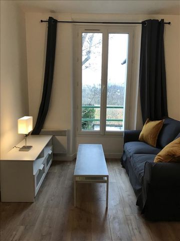 2 pièces - Meublé - 39 m² - 2ème étage - Colocation non autorisée - Photo 3