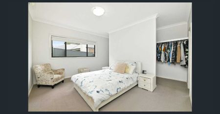 Unfurnished Spacious 4-Bedroom Home on a Corner Block - Photo 5