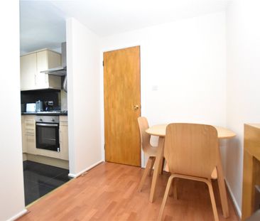 Coe Avenue, London, SE25 - Photo 1