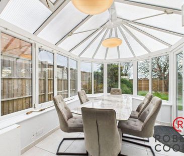 4 bedroom semi-detached house to rent - Photo 5