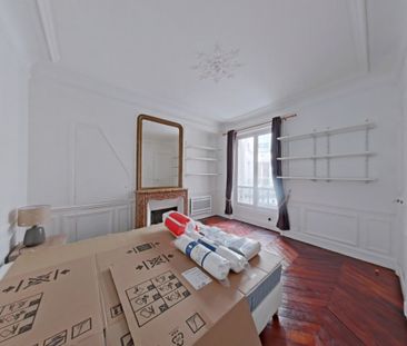 APPARTEMENT T2 A LOUER - PARIS 6EME ARRONDISSEMENT Notre Dame des C... - Photo 3