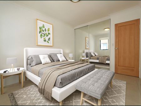 Oversized Two-Bedroom Apartment - Photo 2