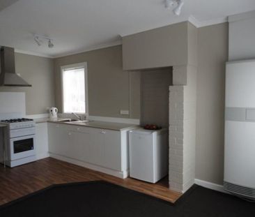 69 Vary Street, Morwell, Vic 3840 - Photo 6