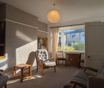 3 bedroom semi-detached house to rent - Photo 3