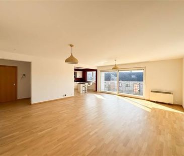 Appartement te huur - Photo 1