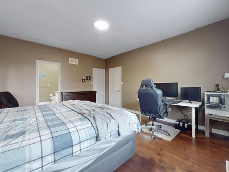 For Lease - 68 Wheelwright Drive, Richmond Hill, Ontario - Photo 5