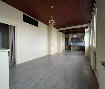 Location Appartement 3 pièces 88m² L ISLE JOURDAIN 32600 - Photo 3