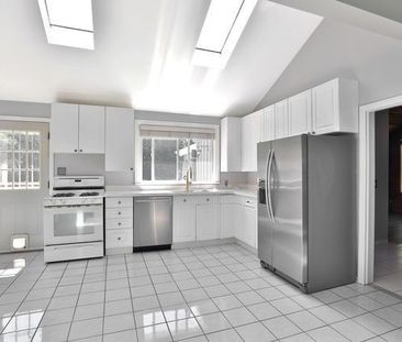 For Lease - 48 Birkbank Drive, Oakville, Ontario - Photo 6