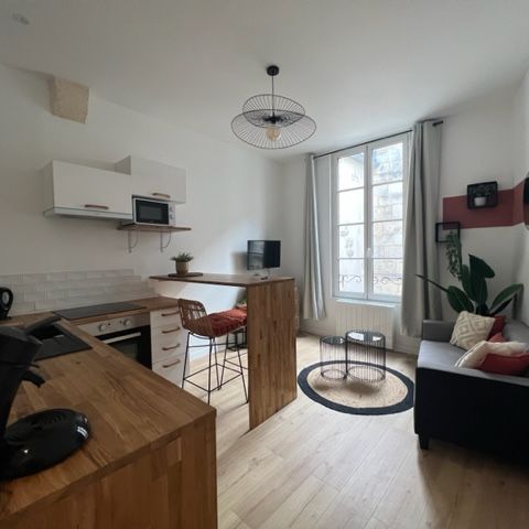 Location Appartement 2 pièces 33m² LA ROCHELLE 17000 - Photo 1