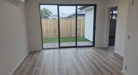 42a Derbridge Street - Photo 2