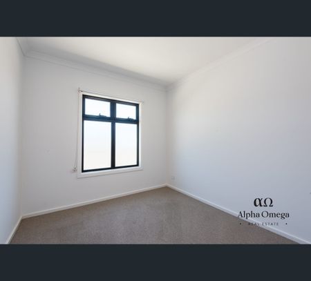 84 Fusion Circuit, Cranbourne West, Vic 3977 - Photo 2