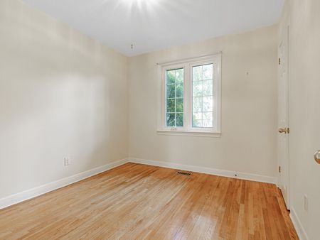 For Lease - 36 Par Avenue Unit# Main Unit, Toronto, Ontario - Photo 4