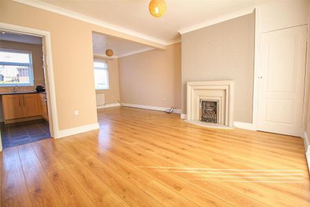 3 bedroom house to rent - Photo 2