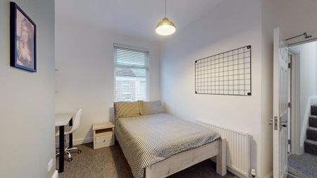 5 bedroom house to rent - Photo 2